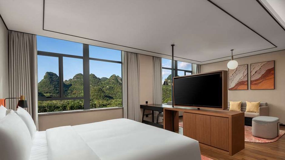 Hilton Garden Inn Xingyi Wanfenglin Room