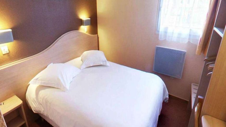 Lerelais du Parisis Room