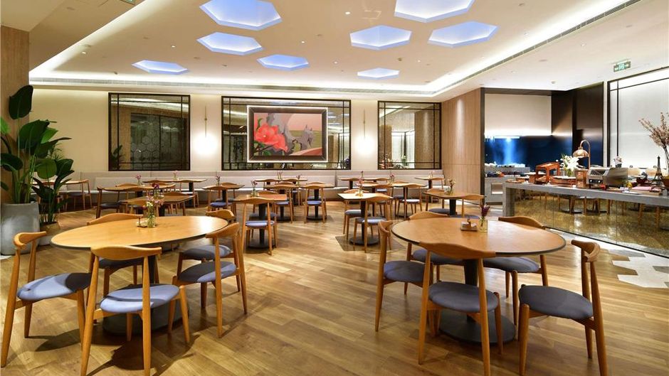 Mercure Qidong Downtown Restaurant