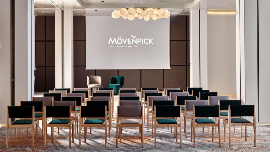 Moevenpick Grand Hotel Wroclaw Exterior