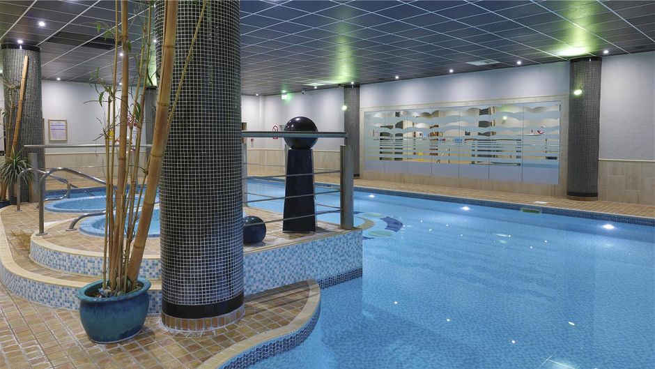 Best Western Premier Suites Hotel & Spa Pool