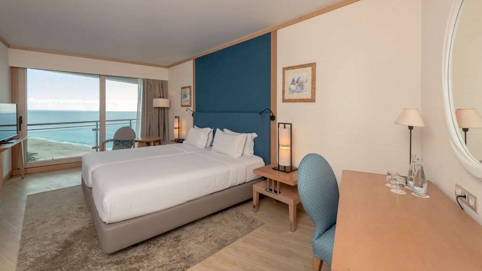 Sesimbra Oceanfront Hotel Room
