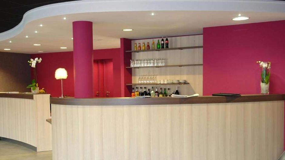 Brit Hotel Vannes-Theix Lobby