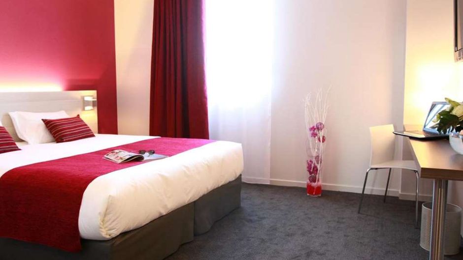 Brit Hotel Vannes-Theix Room