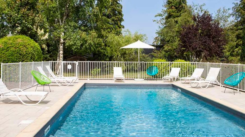 Campanile Troyes Pool