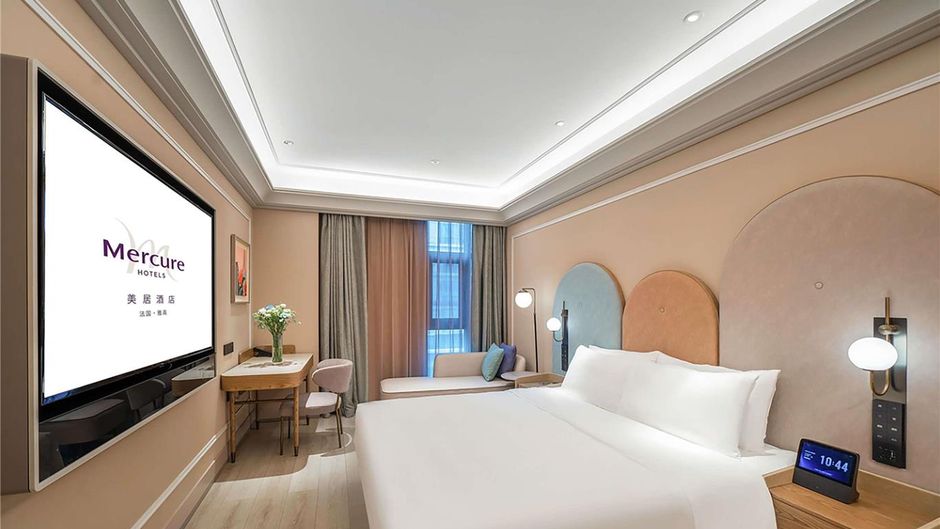 Mercure Chongqing Jiefangbei Hongya Cave Room