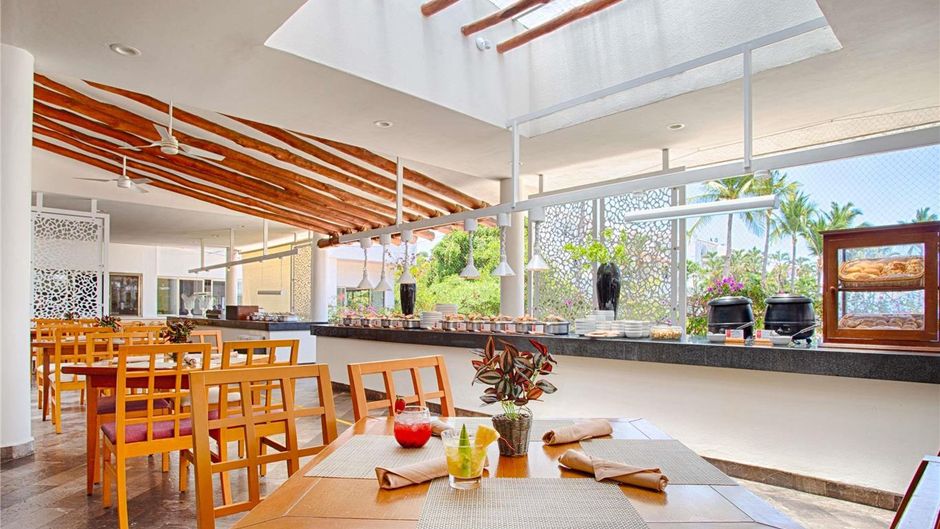 Marival Emotions Resort & Suites Restaurant