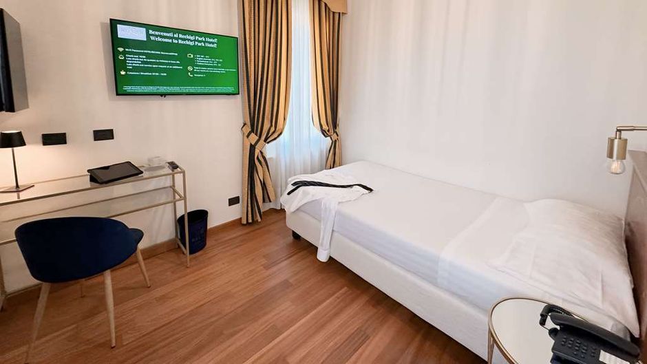 Rechigi Park Hotel Room