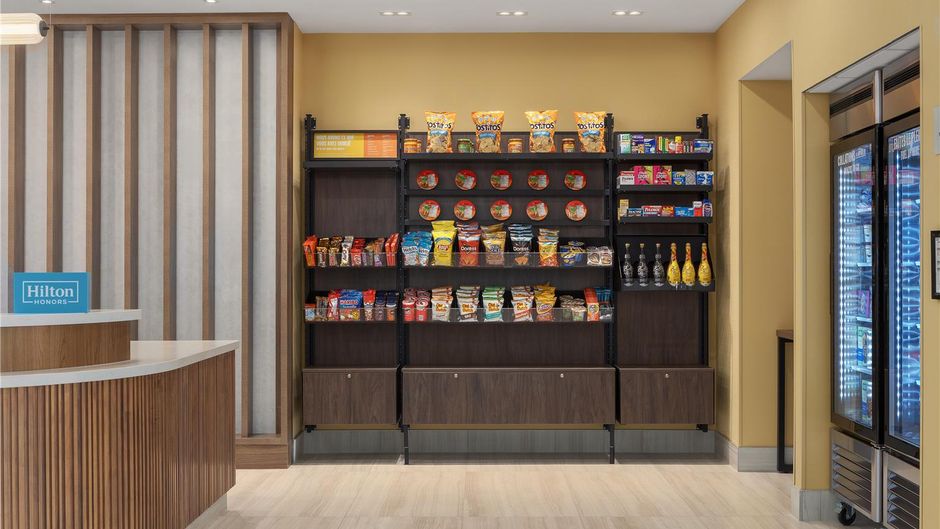 Hampton Inn Montreal East Anjou Restaurant