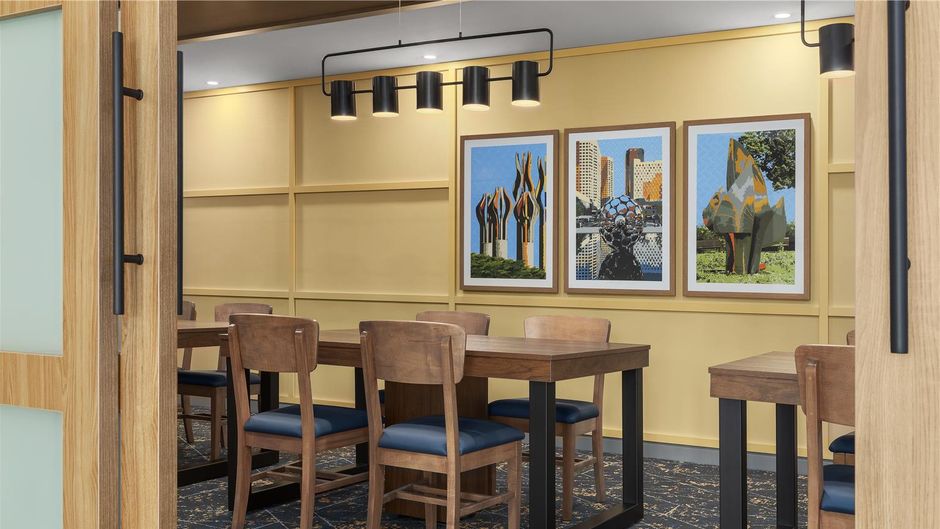 Hampton Inn Montreal East Anjou Meeting