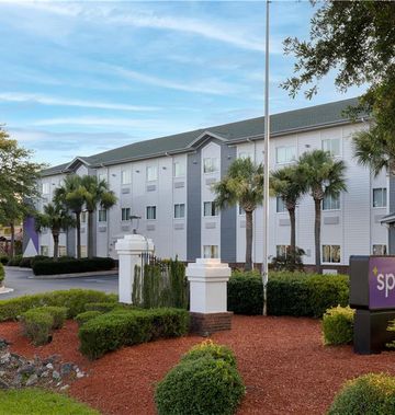 Spark by Hilton Wilmington