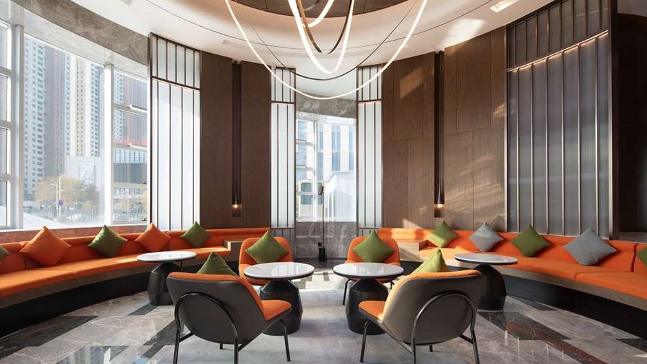Hampton by Hilton Daqing Lobby