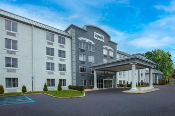 Spark by Hilton Walker Grand Rapids N