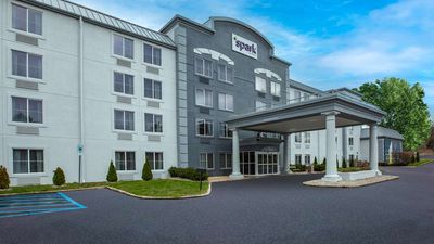 Spark by Hilton Walker Grand Rapids N
