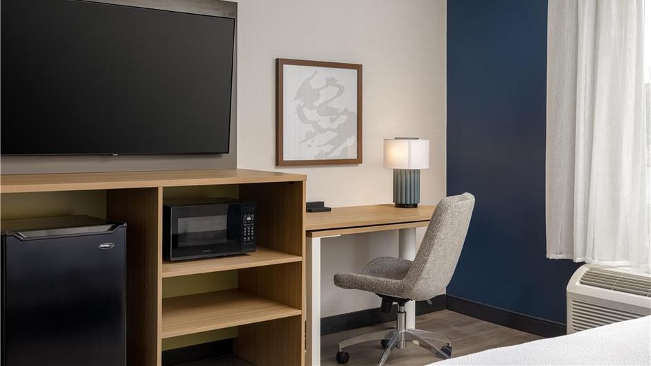 Spark by Hilton Woodstock Room