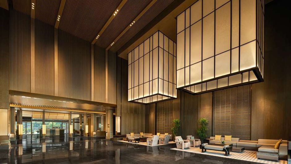 DoubleTree Hilton Kaifeng Lobby