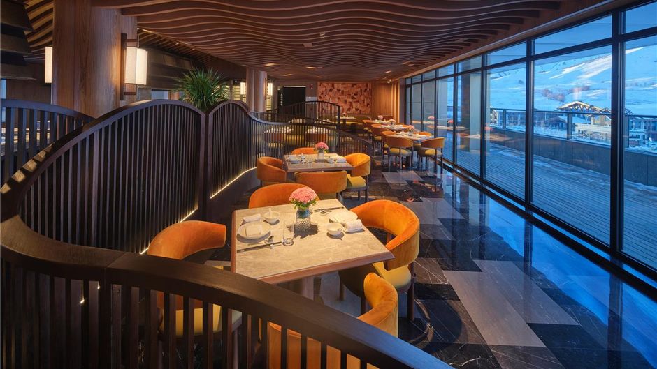 Conrad Altay Hemu Restaurant
