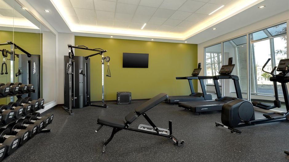 Spark by Hilton Montreal Health