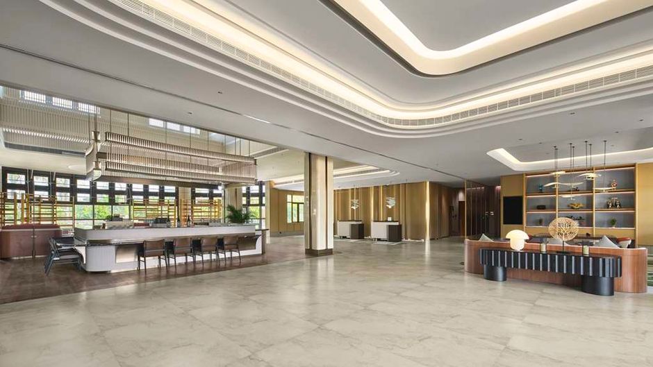 Hilton Garden Inn Sanya Bay Lobby