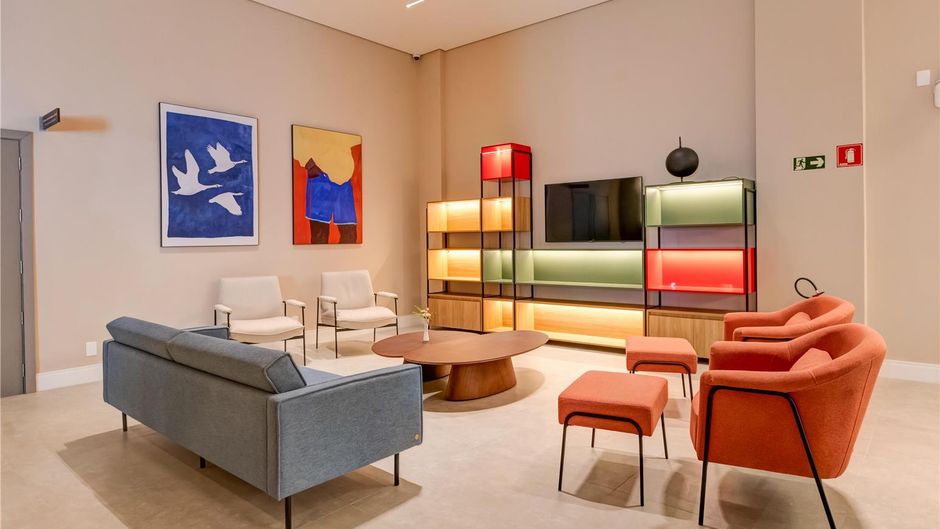 Hampton Caragu Lobby