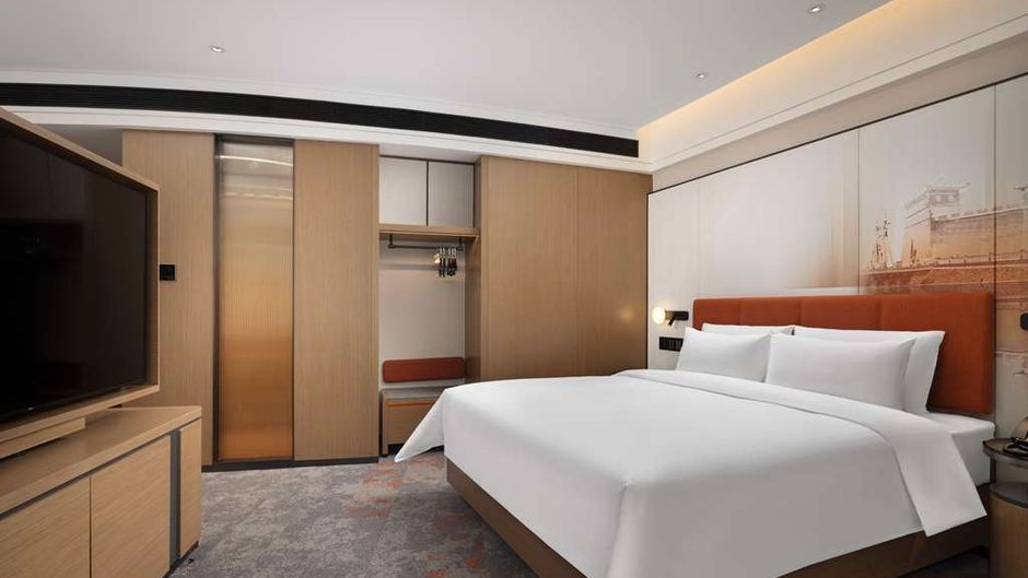 Hampton Inn XIY South Gate City Wall Room