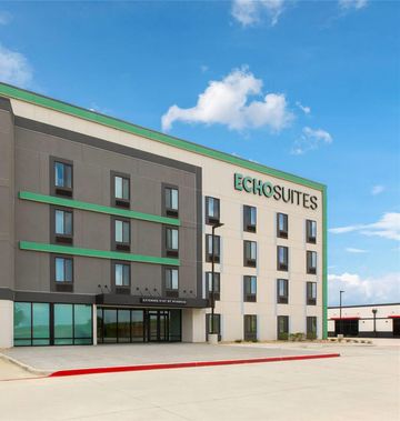 ECHO Suites Fort Worth I-35
