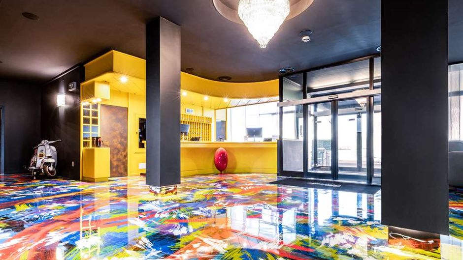 Muraless Art Hotel Lobby