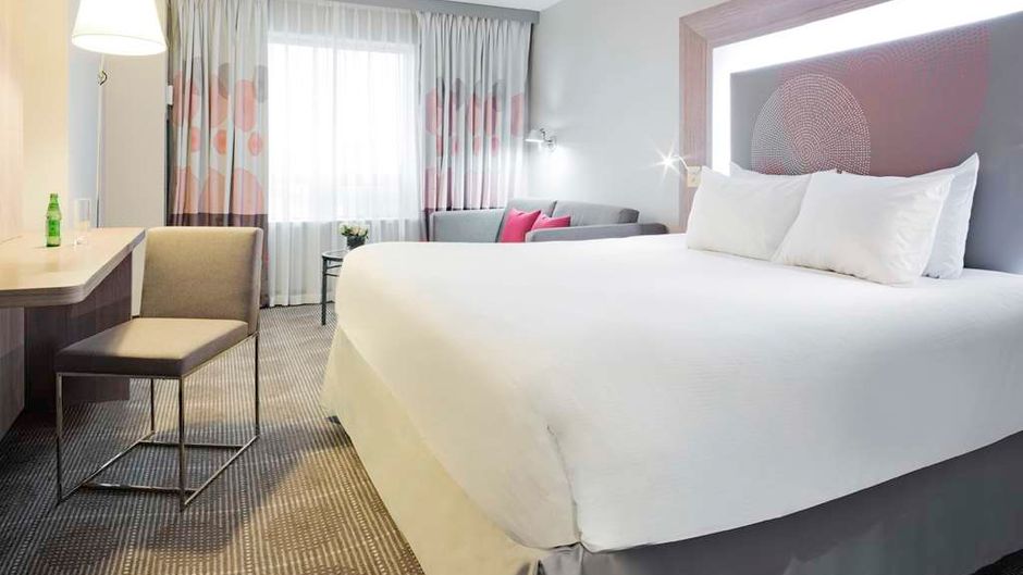 DoubleTree by Hilton Ottawa Downtown Room