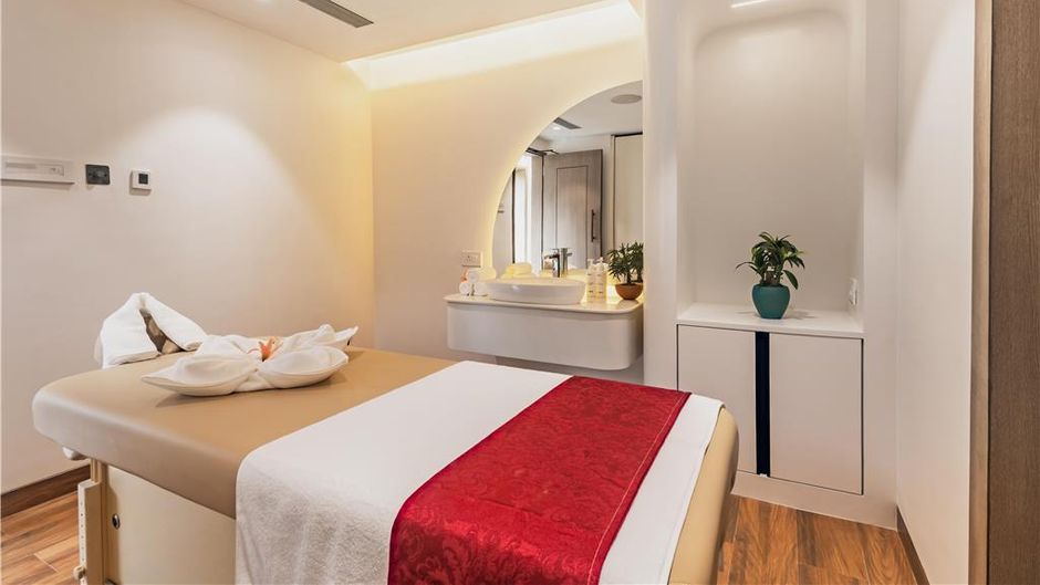 Radisson Hotel Jamshedpur Spa