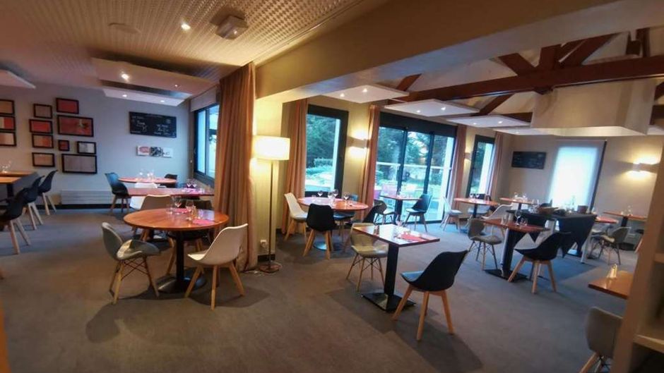 Logis Hotel Au Chene Vert Other