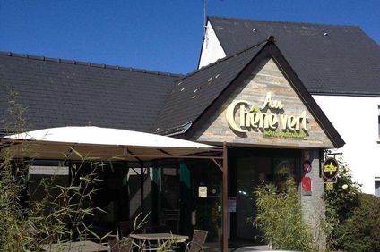 Logis Hotel Au Chene Vert