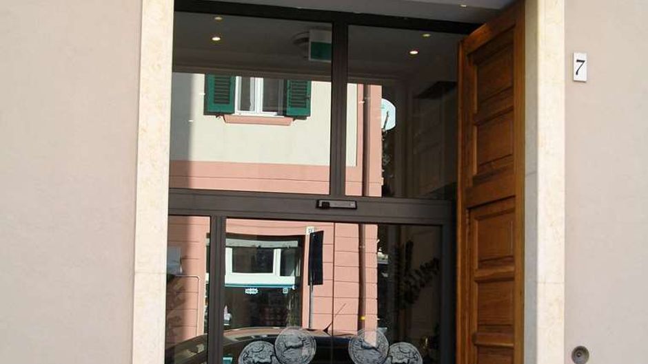 Hotel Messenion Exterior
