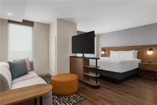 Hyatt House/Airport Corporate Centre