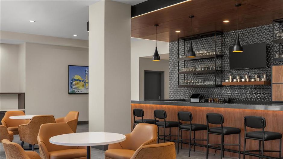 Hyatt House/Airport Corporate Centre Restaurant