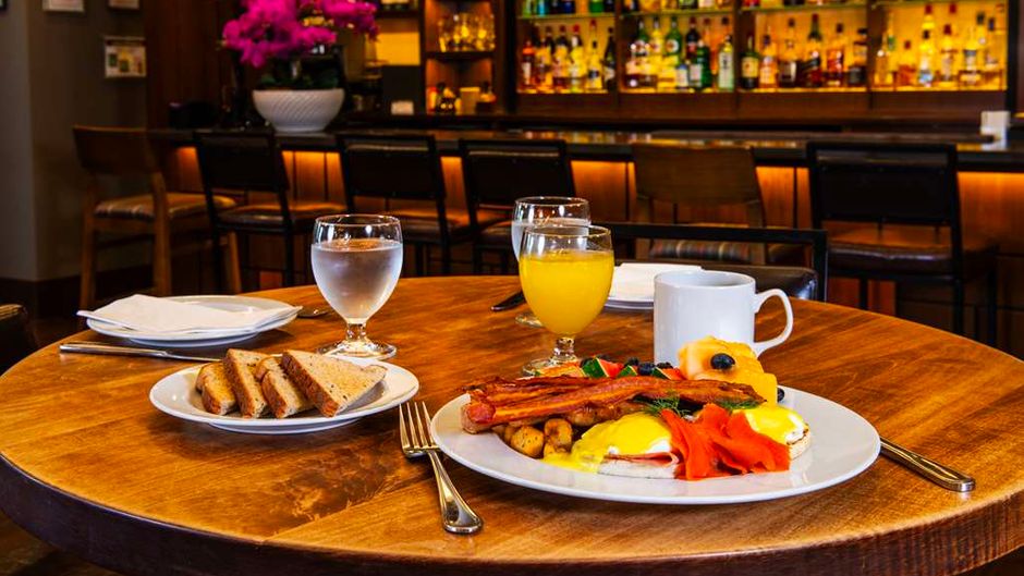 Grand Park Hotel Vancouver Airport Restaurant