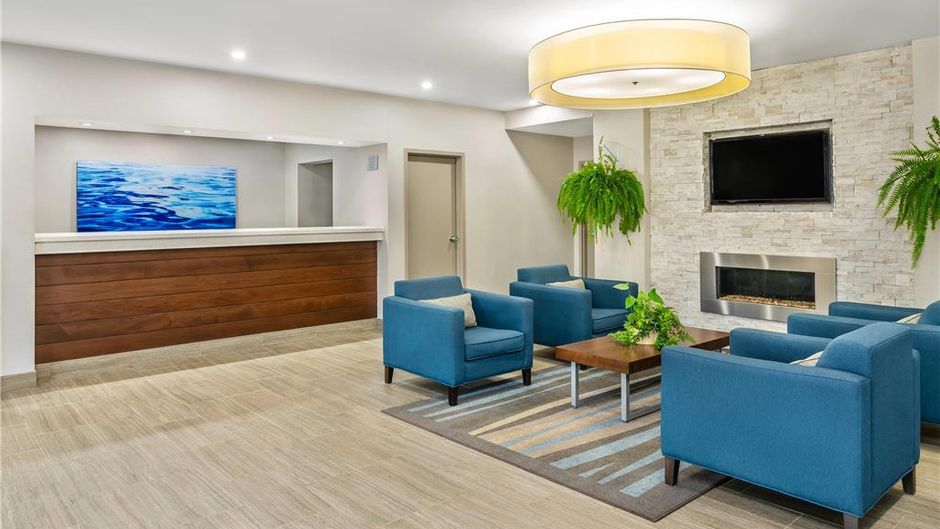 Waterfront Inn, Ascend Hotel Collection Lobby