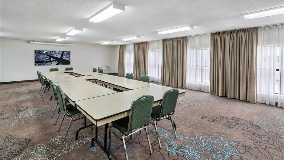 Waterfront Inn, Ascend Hotel Collection Meeting