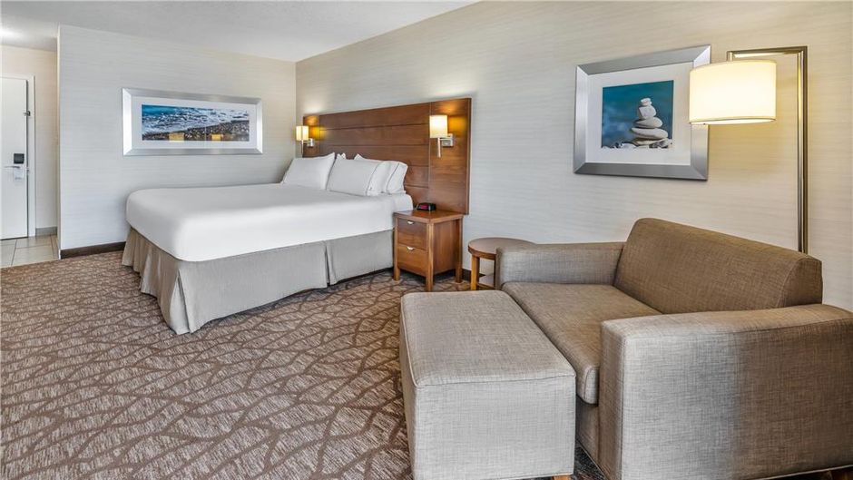 Waterfront Inn, Ascend Hotel Collection Room