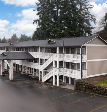 Basecamp Puyallup-Travelodge by Wyndham
