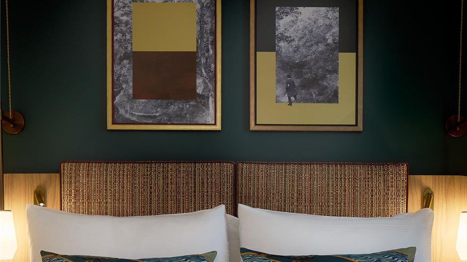 The Derby London City Room