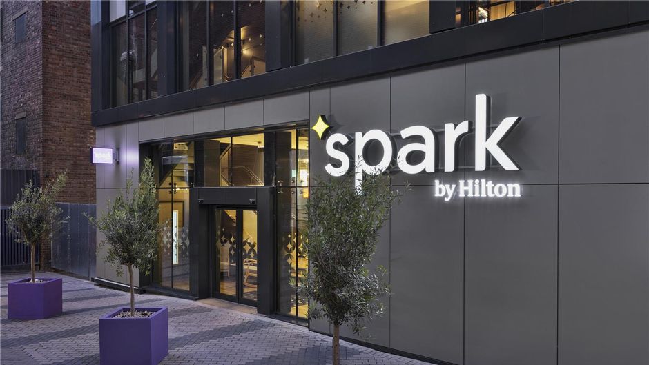 Spark by Hilton London Romford Exterior