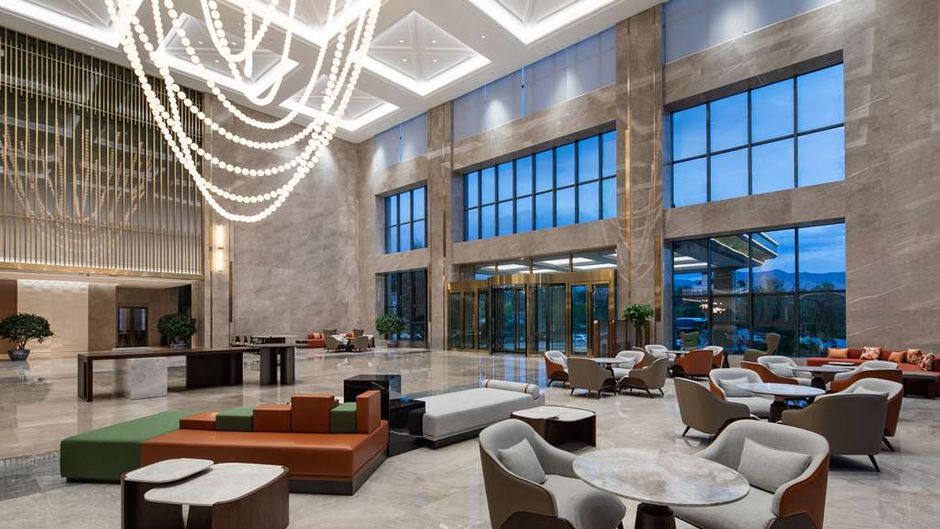 DoubleTree Hilton Altay Fuyun Lobby