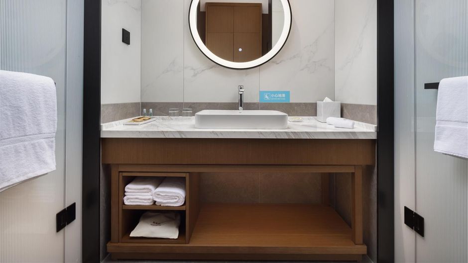 Hilton Garden Inn Exhibition Ctr Room