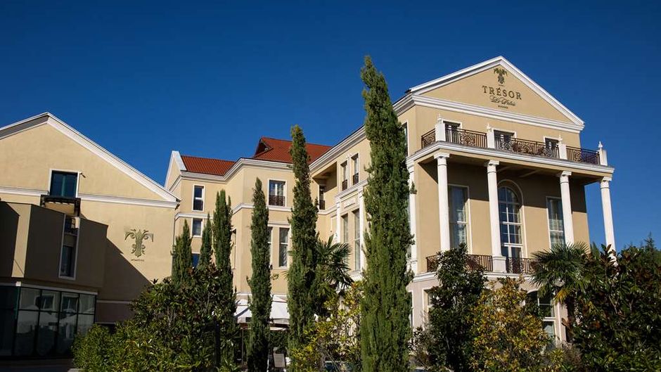 Hotel Tresor Exterior