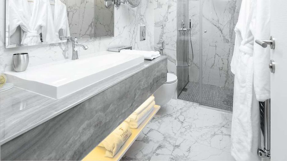 Hotel Tresor Room