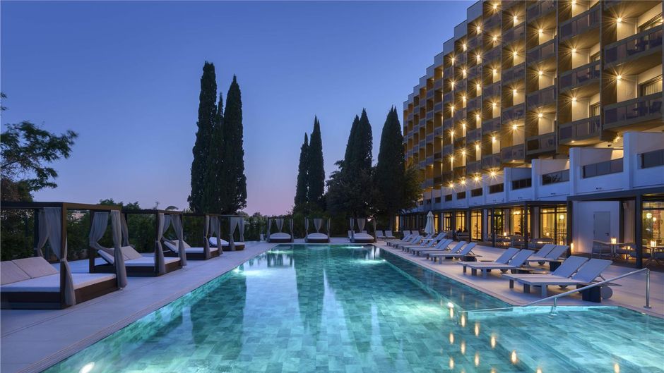 Wyndham Rome Midas Pool