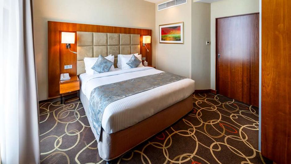 Carlton Al Barsha Room