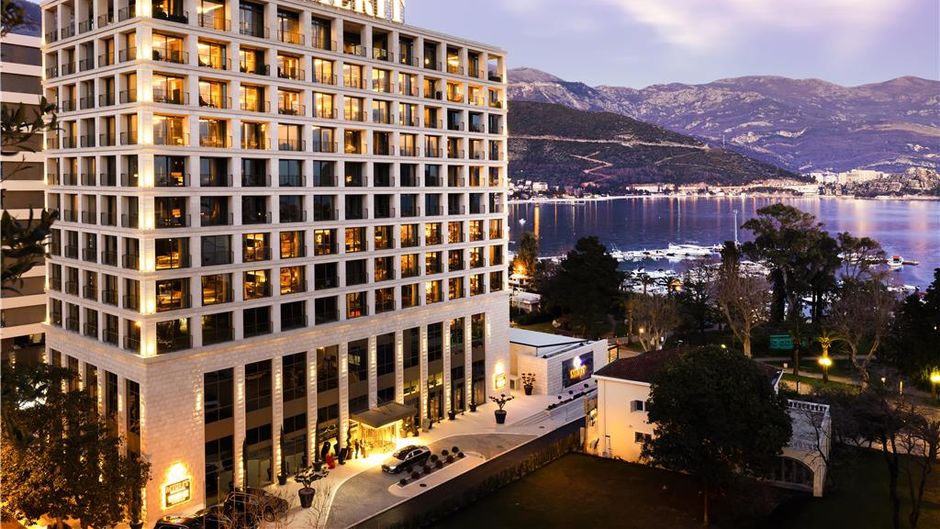 Merit Starlit Hotel Exterior