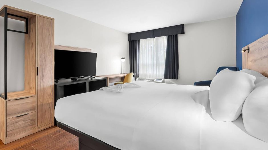 Hearthstone Inn Sydney Room
