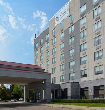 Radisson Hotel Detroit Metro Airport